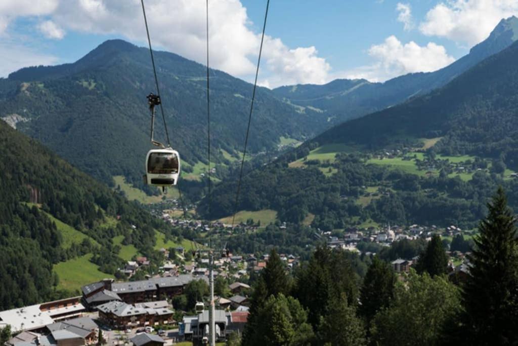 L'Enchalpe, Grand Et Lumineux Studio Avec Coin Montagne 5 Personnes, 60M Des Pistes, Piscine Couverte, Wifi, Grand Balcon Expo Est, Draps Non Compris Saint-Jean-dʼAulps Exterior foto